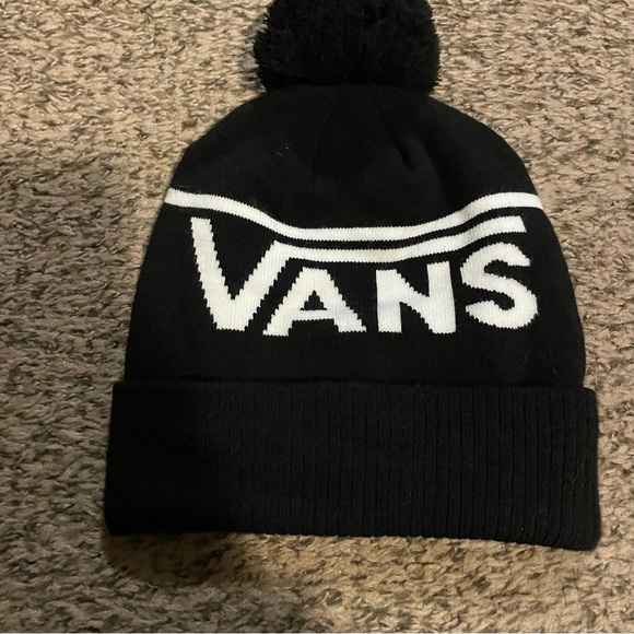 New Vans Pom Stocking/Beanie - Picture 5 of 6